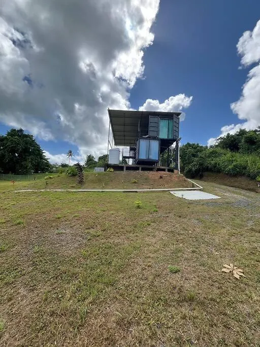 One Bedroom Ocean- Mountain View Home Five Min To Beach Luquillo Casa de Férias